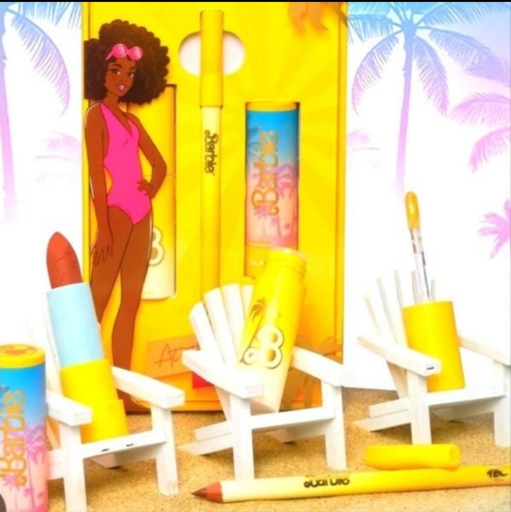 BNWT At the Beach Barbie Lip Kit